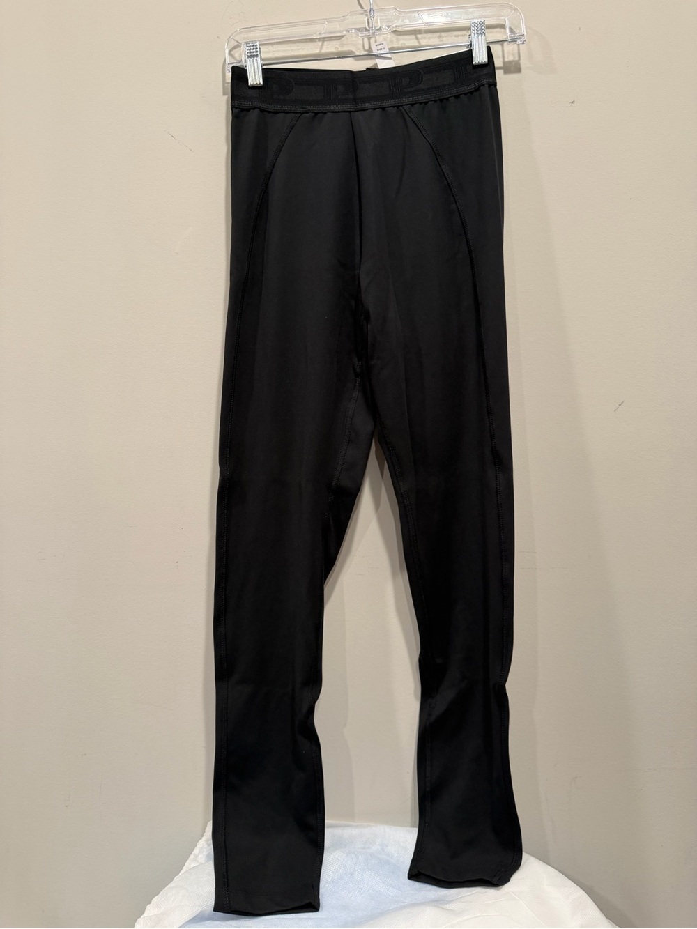 PINK Victoria's Secret Ultimate Leggings -M